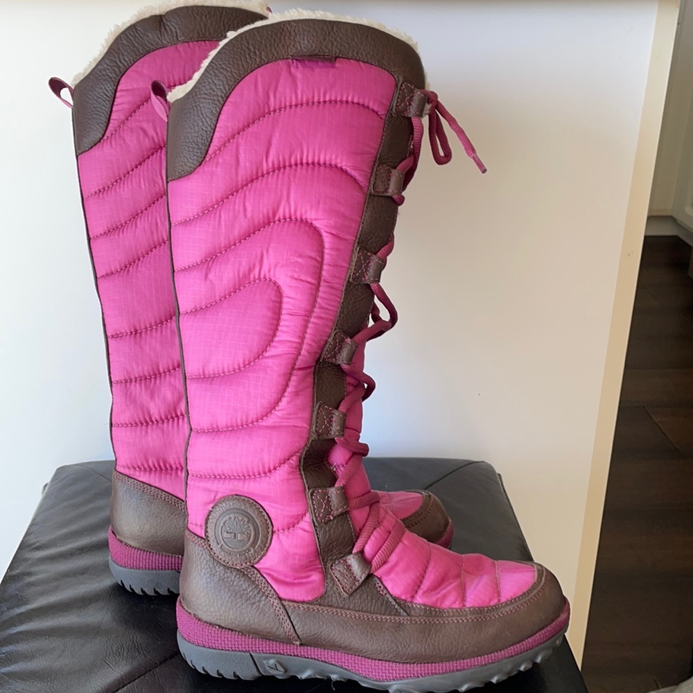 Like new! Timberland PINK Boots Waterproof Faux Fur
